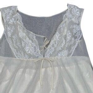 Vintage Shadowline Ivory Lace Trim Nylon Nightgown Medium Lace Trim Full Length